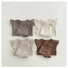 Casual Cotton Sets With Ruffles, Casual Cotton Ruffle Sets, Cute Solid Color Sleeveless Sets, Casual Cotton Ruffled Sets, Cute Sleeveless Solid Color Sets, Solid Cotton Tops With Matching Set, Sleeveless Matching Solid Color Set, Cute Sleeveless Loungewear Sets, Casual Comfy Outfit