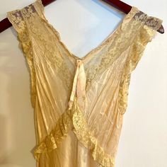 Gorgeous Rare ~1930s Antique Hollywood Silk And Lace Nightgown. Hollywood Regency. Trousseau. Antique Lingerie. Cream/Peach Color. French Lace. Bias Cut. Tie Back. Maxi Length. Wedding Gown. Very Good Condition. Very Rare 1930s Slip Dress, Vintage V-neck Evening Slip Dress, Vintage V-neck Wedding Sleepwear, Vintage Nightgown With Delicate Lace For Wedding Night, Vintage Slip Dress For Wedding Night, Vintage Wedding Nightgown With Delicate Lace, Vintage V-neck Sleep Dress, Vintage Cream Sheer Nightgown, Fitted Vintage V-neck Nightgown