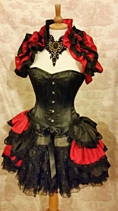 Plus Size HARLEY QUINN Cosplay Taffeta Bustle  By Gothic Burlesque Dresses Cosplay, Gothic Burlesque, Gothic Halloween Costumes, Vestiti Edgy, Burlesque Costumes, Harley Quinn Costume, Estilo Hippie, Harley Quinn Cosplay, Shrug Cardigan