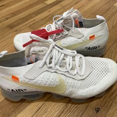 Like New, Clean Nike X Off-White The Ten Vapormax White Sneakers. Clear, Transparent Sole Designed By Virgil Abloh Off White Shoes, Air Vapormax, Virgil Abloh, Shoes Nike, White Shoes, White Sneakers, Wedding Sneaker, Wedding Shoe, Nike Shoes