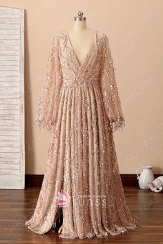 Champagne V-neck Gown With Sequins, Mother Of Bride Dresses Plus Size, Plus Wedding Dresses, Mother Dresses, Second Wedding, Plus Size Gowns, Plus Size Prom, Prom Dresses Modest, Evening Dress Fashion