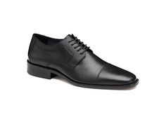 Johnston & Murphy Novick Cap Toe - Men's Lace Up Wing Tip Shoes : Black : Flaunt a sleek and sophisticated style wearing Johnston Murphy Novick Cap Toe Oxfords. Leather upper. Leather lining. Full-length cushioned fotbed for added comfort. Cap toe. Lace-up closure. Brand logo on insole. Block heel. Leather outsole. Imported. Measurements: Heel Height: 1 in Weight: 3 oz Product measurements were taken using size 7, width M (D). Please note that measurements may vary by size. Johnston Murphy, Formal Looks, Sophisticated Style, Brand Logo, Black Shoes, Block Heels, Oxford, Heel Height, Leather Upper