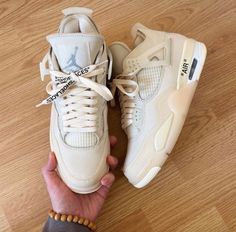 Air Jordan Collection, Jordan Collection, Sneaker Website, Blue Dior, Best Basketball Shoes, Nike Jordan Retro, Jordan 4 Retro