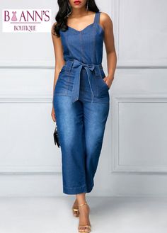 This chic denim jumpsuit is perfection. Featuring wide shoulder straps, a wide belt at a gathered waist, flare legs that end just above the ankle, back pockets and front pockets .... yes, FRONT POCKETS! This jumpsuit pairs perfectly with wedges, heels or sandals. Made with a polyester, spandex and denim blend for comfort and style, while hugging your every curve. Jeans And Bodysuit, Jean Jumpsuit, Denim Jumpsuits, Moda Denim, Jeans Overall, Salopette Jeans, Mode Jeans, Blue Jumpsuits, Modieuze Outfits