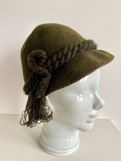 "Vintage knitted hat in moss green colour Estimated Size: small Inside circumference - 21.5\"/ 54.5 cm Please check measurements to insure a proper fit. Remember to allow yourself some extra room for movement. You can compare these with something from your closet that fits you well. This hat will come to you freshly laundered and ready to wear. Please feel free contact me if you need additional measurements or have any questions Condition: very good vintage condition SHIPPING * I ship worldwide Spring Hat, Wool Fedora Hat, Spring Hats, Green Hat, Wool Fedora, Classic Hats, Green Hats, Winter Hats For Women, Extra Room