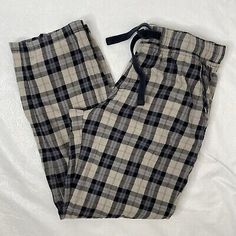 UGG Mens Sz L Gray Black Plaid Pajama Pants Soft Flannel Drawstring 30” Inseam  | eBay Black Plaid Pajama Pants, Mha Dr, Plaid Pajama, Plaid Pajama Pants, Plaid Pajamas, Pyjama Bottoms, Mens Uggs, Sleep Pants, Pj Pants