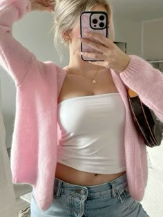 Women's Simple Solid Color Round Neck Long Sleeve Knitted Cardigan Pink Casual  Long Sleeve Knitwear Plain  Slight Stretch  Women Clothing, size features are:Bust: ,Length: ,Sleeve Length: Pink Cardigan Outfit, Holy Girl, Fake Acc, Sunny Season, Ootd Inspo, Áo Len Cardigan, Cardigan Outfits, Mode Ootd, Stockholm Fashion