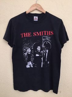 The Smiths Vintage Band T Shirt Graphic Tees Vintage Band Shirts, Graphic Tee And Skirt, Graphic Tee Outfit Street Style, Statement Shirts Graphic Tees, Graphic Tee Outfit Fall, Summer Graphic Tees, Urban Outfitters Graphic Tees, Graphic Tee Outfit, Martens Outfit