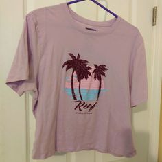 Reef Crop T-Shirt Size Xl. Super Soft, Light Purple Crop T-Shirt From Reef. Brand New Without Tags Purple Crew Neck T-shirt With Front Print, Short Sleeve Cropped T-shirt With Screen Print, Casual Purple Short Sleeve Top, Summer Purple Tops With Screen Print, Purple Crew Neck Graphic Tee, Purple Graphic Tee With Crew Neck, Purple Graphic Tee With Relaxed Fit, Casual Short Sleeve Tops With Front Print, Trendy Purple Short Sleeve T-shirt