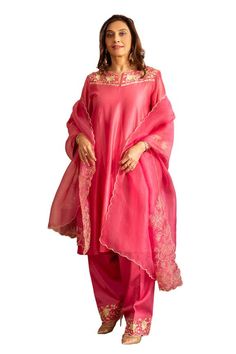 Candy pink kurta featuring floral embroidery. Paired with a straight embroidered pant and a scallop hem dupatta. - Aza Fashions Pink Salwar Kameez With Chikankari For Traditional Ceremonies, Pink Embroidered Palazzo Set In Cotton Silk, Pink Embroidered Cotton Silk Palazzo Set, Pink Silk Thread Sets For Eid, Pink Floral Embroidery Cotton Silk Sets, Pink Straight Kurta Salwar Kameez For Traditional Ceremonies, Pink Art Silk Kurta With Intricate Embroidery, Silk Chikankari Sets For Traditional Ceremonies, Silk Sets With Chikankari Embroidery For Traditional Ceremonies