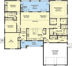 the floor plan for a house with two master suites and an open kitchen area in the middle