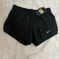 Women’s Nike Shorts Running Styles Black Size Small Nwt Reggaeton Dance, Look Com Short, White Running Shorts, Alexandra Malena, Nike Tempo Shorts, Glitter Shorts, Athletic Clothes, Running Shorts Women, Nike Running Shorts