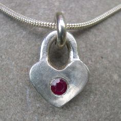 Ruby Heart Pendant, Ruby Heart, Dope Jewelry, Silver Heart Pendant, Funky Jewelry, Jewelry Lookbook, Silver Heart Necklace, Dream Jewelry, Jewelry Inspo