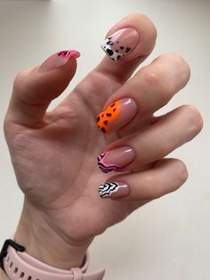 Diseños diferentes para tus uñas de otoño | Es la Moda Print Nails Acrylic, Print Nails Design, Animal Print Nail Designs, Rainbow Cow Print, Nails Print, Nails Leopard Print, Red Zebra Print, Purple Cheetah Print, Nails Leopard