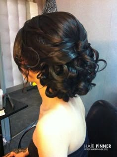 Mother Of The Bride Hair, Quinceanera Hairstyles, Bridal Hair Updo, Elegant Wedding Hair, Quince Hairstyles, Wedding Hair Inspiration, Hair Up Styles, Penteado Cabelo Curto, Wedding Hairstyles Updo