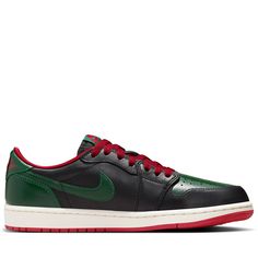 Leather upper Perforated toe box Encapsulated Air-Sole unit Cupsole midsole Rubber outsole Extra laces included Color: Black/Gorge Green/Varsity Red/Sail Style: CZ0775-036