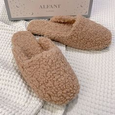 Nib- Alfani - L(9-10) & Xl (11-12) Dark Cream/Tan, Slippers Buy 3, Get 2 Free New Items Listed Weekly Offers Welcomed Trendy Beige Round Toe Slippers, Comfy Brown Slippers For Fall, Casual Brown Winter Slippers, Casual Cream Flat Slippers, Beige Casual Slippers With Round Toe, Casual Beige Slippers With Round Toe, Casual Beige Round Toe Slippers, Casual Beige Slippers With Textured Footbed, Casual Cream Slippers For Winter