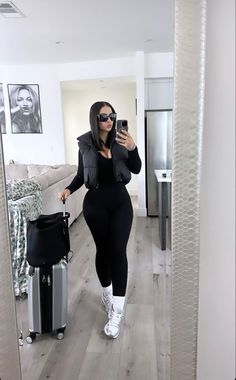 Cute Airport Outfit, Look Kylie Jenner, Mode Hipster, Instagram Baddie, Neue Outfits, Elegante Casual