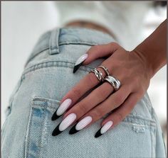 2024 Trends Nails, Black And White French Nails, Dubai Nails, Black And White French, White French Nails, Artistic Nails, Simple Fall Nails, Wow Nails, Edgy Nails