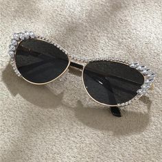 Retro Cat Eye Shaped Sunglasses Irregular Diamond Embellished Rim Gold Hardware Dark Grey Lenses So Cute, Funky And Unique Great For Every Day Use, Bachelorettes, Parties Or Festivals Photos Do Not Do These Gorgeous Babies Justice!! Dimensions In Last Photo New - Perfect Condition Ray-Ban Madein Matte Retro Vintage Rare Unique 80’s Aj Morgan Groovy Pieces 70’s Trendy Vogue Kourtney Kardashian Kendall Jenner Unisex Gorgeous Old Hollywood Lenses Glasses Sun Summer Elton John Harry Styles Gold Vtg Black Metal Sunglasses For Party, Trendy Metal Sunglasses For Evening Wear, Black Metal Sunglasses For Parties, Elegant Metal Sunglasses For Evening, Chic Black Metal Sunglasses, Black Metal Party Sunglasses, Silver Cat Eye Sunglasses For Summer Party, Gold Metal Sunglasses For Party, Chic Metal Sunglasses For Party