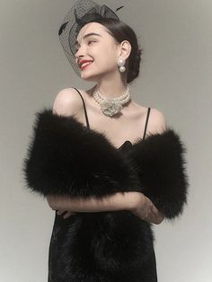 Fake FUR SHAWL -niniliuiu – ARCANA ARCHIVE Wedding Jackets, Black Fur Coat, Fur Wrap, Wedding Jacket, Fur Shawl, Capes For Women, Black Veil, White Fur, Festival Dress