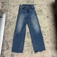 Old Navy Blue High Waisted Jeans. Relaxed, Baggy Mom Jeans Fit. Never Worn Baggy Mom Jeans, Mom Jean Fits, High Waisted Wide Leg Jeans, Blue High Waisted Jeans, High Waisted Jeans, Old Navy Jeans, High Jeans, Wide Leg Jeans, Colored Jeans