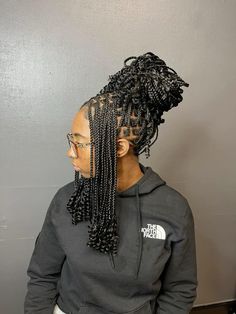 Peekaboo Twist, C4 Hair, Famous Hairstyles, Cute Box Braids, Braids Ideas, Lovecore Aesthetic, Hair Twist, School Hair