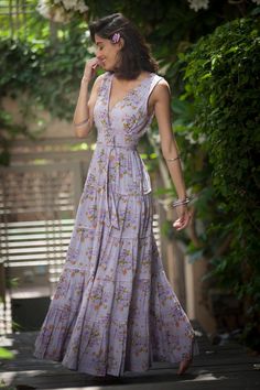 Bridesmaid Lavender Long Dress, Lavender Romantic Maxi Dress, Bohemian Summer Dress, Boho Long Dress, Floral Purple Maxi Dress, Carrie Dress Purple Floral Dresses, Lavender Long Dress, Bridesmaid Lavender, Lavender Floral Dress, Lavender Maxi Dress, Lavender Fashion, Romantic Maxi Dress, Carrie Dress, Bohemian Summer Dresses