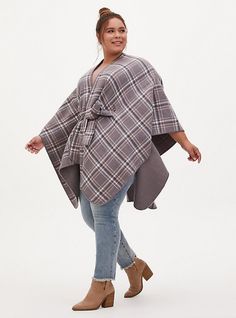 Stay bundled and cozy this season in this blanket-like ruana featuring a plaid print and tie waist. Removable self-tie sash. Wrap sleeves let you style it a variety of ways. CONTENT + CARE Polyester. Wash cold; line dry. Imported plus size kimono. SIZE + FIT Model is 5'10”. This item is One Size. The best plus size women's grey plaid belted ruana capes ponchos & ruanas in multi. Torrid is your destination for cozy fall and winter clothes to keep you warm and comfortable. Winter Outfits For School, Plus Size Kimono, Plus Size Fall Outfit, Plus Size Fall, All I Ever Wanted, Grey Plaid, Fitted Wedding Dress, Gray Plaid, Style And Grace