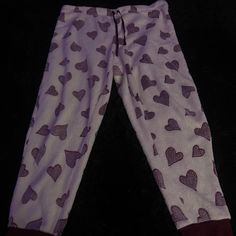 Size: Xl These Pants Were An Xmas Gift 2 Years Ago But They Are Too Big For Me Now. Only Charging $10. Condition: Only Worn A Few Times, No Stains But In Great Condition! Will Be Washed Before Shipping. Fleece Pants, Pants Color, Me Now, Xmas Gifts, Pink Heart, Women's Intimates, Pink White, Pants, Pink