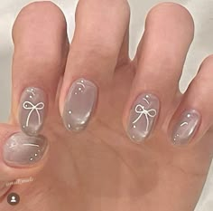 Cute Nail Acrylic, Nail Short Acrylic, Nail Short Almond, Nail Design Fall, Nail Ideas Simple, Nail Design Gold, Nail Elegant, Nail Cute, Sophisticated Nails