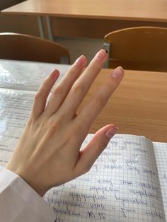 Small Slim Hands, Slim Hands Men, Long Slender Hands Women, Slim Fingers Aesthetic, Hand Claims For Dr, Veiny Hands Women, How To Get Veiny Hands Women