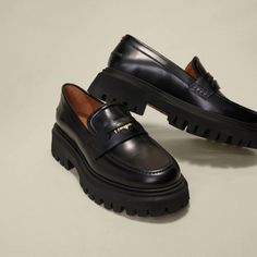 These Loafers Are Made From Very Comfy Smooth Black Leather And Feature A Platform Lug Sole To Add A Little Height. Clover Detail On The Tongue. Loafers Platform, The Tongue, Platform Loafers, Lug Sole, Leather Loafers, Flat Shoes Women, Loafer Flats, Black Leather, Loafers