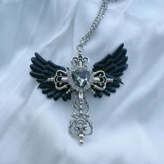 Wing Cross Necklace Gothic Metal Cross Necklace, Gothic Cross Necklace With Clavicle Chain, Gothic Cross Pendant Jewelry For Party, Gothic Silver Cross Necklace, Necklace Y2k, Y2k Necklace, Necklace Gothic, Y2k Jewelry, Gothic Necklace