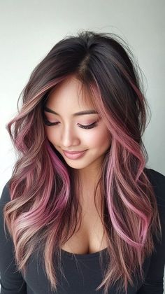 Rose Gold Balayage Brunettes, Pink Highlights In Brown Hair, Rose Gold Hair Ombre, Hair Color For Brown Skin, Rambut Brunette, Pink Ombre Hair, Rose Gold Ombre, Peekaboo Hair, Gold Ombre