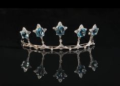 Handmade Bridal Tiaras/Crown Diamond-- American diamond (Zircon) Diamond shade-- white Gemstones-- Aquamarine (Lab created) Daimond Setting -- Prongs Metal -- Sterling Silver  Silver Purity --92.5% Silver Wt.  -- 49.67gm Tiaras Length -- 16 "(inch)  Tiaras Finishing White                Tiaras/Crown Tiara Necklace, Aquamarine Wedding, Wedding Tiaras, Tiffany And Co Jewelry, Diamond Tiara, Unusual Jewelry, Large Gift, Wedding Tiara, Royal Jewelry