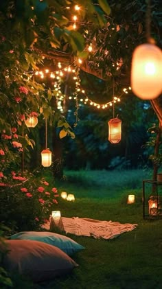 Big Lantern, Luxury Cafe, Night Picnic, Romantic Backyard, Fall Garden Wedding, Outdoor Date, Outdoors Ideas, Fiction Story, Terrace Decor