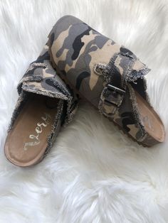 Very G Picnic Slide | Grey Camo – MOB Fashion Boutique Mob Fashion, Cowgirl Closet, Cute Cowgirl Boots, Western Fits, Closet Clothes, Quick Fashion, Western Shoes, Western Clothing, The Picnic