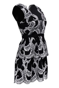 You won't be ruffling any feathers in this fit and flare dress from BCBG Max Azria! The ruffles and feather embroidery throughout this dress will make you feel ethereal. Pair it with dainty earrings and silver heels for a fabulous little party look. Size 2 Shell: 63% Polyester, 37% Nylon Lining: 100% Polyester Concealed back zipper Lined Fit and flare silhouette V-neck w/ mesh panel Sleeveless Scalloped lace on neckline and hem Layered ruffles on skirt Feather embroidery throughout dress Bust 34 Black Peplum Dress For Night Out, Black Feather Trim Dress For Summer, Black Sleeveless Feather Dress, Black Feathered Dresses For Spring, Black Feather Dresses For Spring, Feather Embroidery, Bcbg Max Azria, Max Azria, Party Look