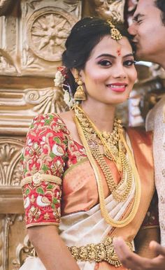 Bridal Reception Saree, Floral Blouse Designs, Asian Wedding Photography, Patch Work Blouse Designs, Saree Hairstyles, Latest Bridal Blouse Designs, Indian Sari Dress, Bridal Jewels