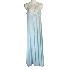 Olga Gorgeous Vintage Rare Aqua Secret Hug Peignoir Nightgown 9726 36 Olga Gorgeous Vintage Rare Aqua Secret Hug Peignoir Nightgown 9726 36 Beautiful Condition No Dry Rotting, All Pieces Are There & In Good Condition Blue Nightgown For Wedding Night In Summer, Blue V-neck Nightgown For Home, Light Blue Nightgown For Home, Sheer Blue Nightgown For Bedtime, Blue Sheer Sleepwear For Wedding Night, Sleeveless Blue Nightgown For Wedding Night, Sheer Blue Sleepwear For Wedding Night, Sheer Blue Nightgown, Light Blue Sleepwear For Wedding Night In Spring