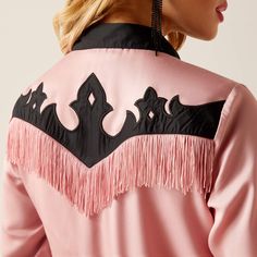 Wilder Shirt | Ariat Womens Western Outfits, Cowboy Costume, Looks Country, Pink Cowgirl, Rodeo Fashion, Western Jacket, Retro Tops, Cowboys Shirt, Country Shirts