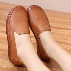 Women's Casual Shoes Leather Handmade Flats AH8992 - Touchy Style . Casual Shoes Women Flats, Women's Casual Shoes, Colored Sandals, Summer Heels, Yellow Shoes, Retro Shoes, Leather Shoes Woman, Women's Flats, Shoes Leather