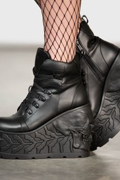 DOOM.- Statement platform boots.- Custom molded soles featuring details soles. - Lace up closure.- Inner zip.- Platform height 7cm/2.7".- Heel height - 14cm/5.5".- Wipe clean only.With KILLSTAR branding, 100% PU. Imported. Platform Boots, Cleaning Wipes, Heel Height, Lace Up, Branding, Boots, Heels, Lace, Closet