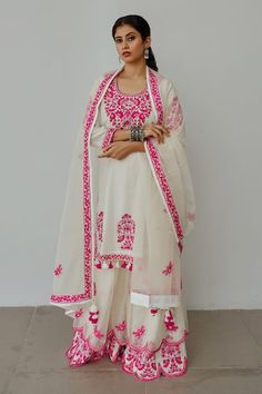 Buy Ivory Chanderi Hand Embroidered Aari Round Beaming Bee Kurta Sharara Set For Women by WABI SABI BY ANSHUM-RITESH Online at Aza Fashions. Off White Sharara With Dabka Work In Traditional Drape, Off White Dabka Work Sharara With Traditional Drape, White Chanderi Palazzo Set With Gota Work, White Sharara For Eid Ceremonies, White Sharara With Gota Work And Straight Kurta, Traditional Off White Chanderi Palazzo Set, Traditional Cream Sharara With Dabka Work, White Traditional Palazzo Set With Dabka Work, Traditional Off White Sharara With Straight Kurta