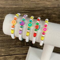 Poly Clay Bead Bracelet, Clay Bead Bracelet Ideas Fruit, Braslets Beads Aesthetic, Aesthetic Clay Bead Bracelets, Clay Bead Inspo, Clay Beads Bracelet Ideas, Small Beaded Bracelets, Fruit Bracelet