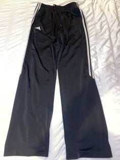 ADIDAS Pants Adult Black Athletic Track Pants Casual Size Small Women's. Track Pants Adidas, Black Track Pants Outfit, Adidas Clothes, Adidas Trousers, Epic Clothes, Black Track Pants, Sporty Pants, Track Pants Women, Dream Aesthetic