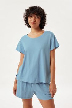 Summer Cotton T-shirt For Lounging, Casual Cotton Sleep Shirt, Comfortable Cotton Bedtime Tops, Comfortable Cotton Tops For Bedtime, Summer Cotton Tops For Lounging, Summer Lounging T-shirt With Short Sleeves, Cotton Tops For Summer Lounging, Comfy Cotton Summer Tops, Comfy Relaxed Fit Sleep Tops