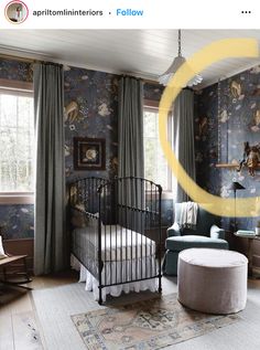 an image of a bedroom with wallpaper on the walls and furniture in the room