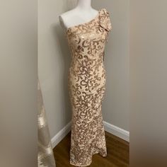 Nwt & Absolutely Stunning! Beige Gown For Spring Party, Champagne Spring Gala Dress, Spring Party Beige Gown, Champagne Maxi Dress For Spring Party, Fitted Champagne Maxi Dress For Spring, Spring Champagne Party Maxi Dress, Champagne Maxi Dress For Spring, Champagne Evening Dress For Spring, Ruffle Neck Dress